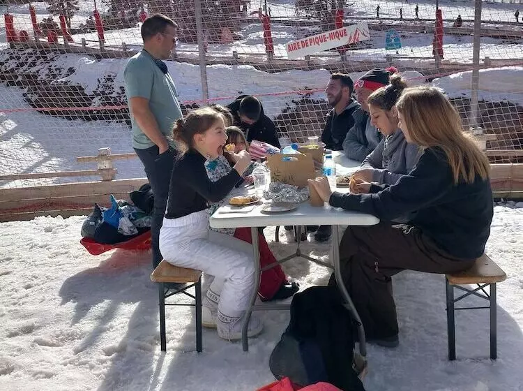 Majatalo Chateau De Heaas