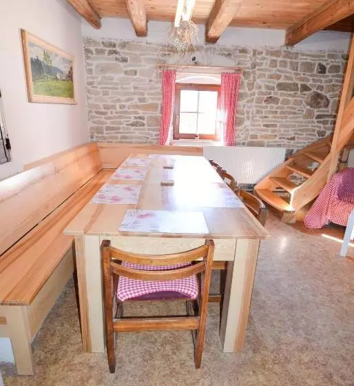 Majatalo Penzion Květná Zahrada