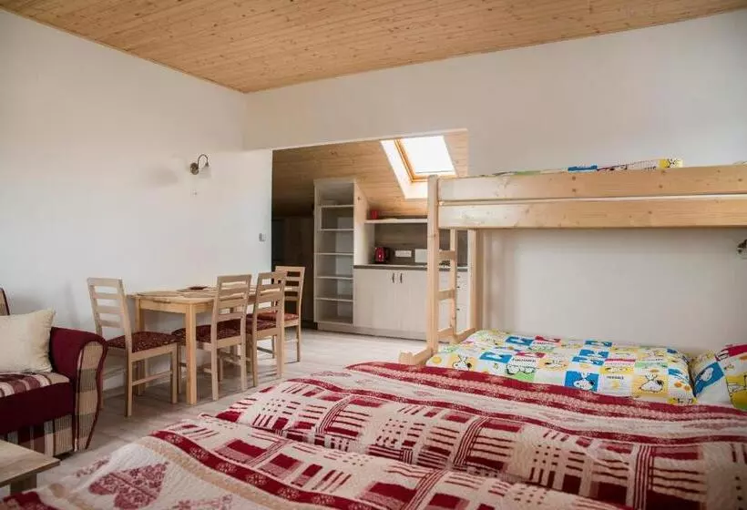 Majatalo Penzion U červené Podkovy