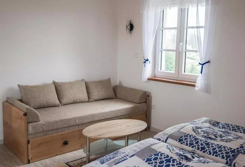 Majatalo Penzion U červené Podkovy