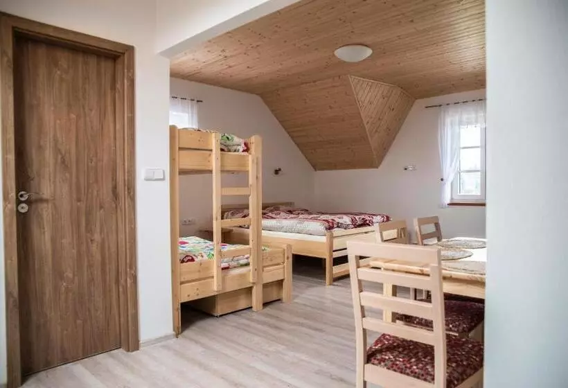 Majatalo Penzion U červené Podkovy