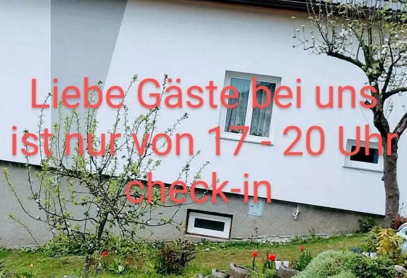 ペンション Privatzimmer Roland