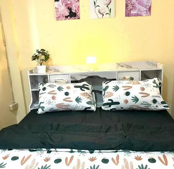 ユースホステル Baan Busaya บ้านบุษยา