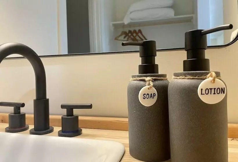 ユースホステル Steelhead Lodge