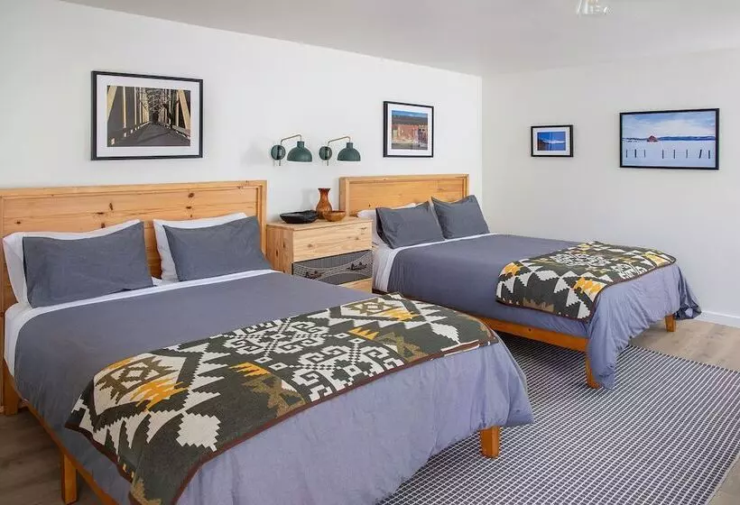 ユースホステル Steelhead Lodge