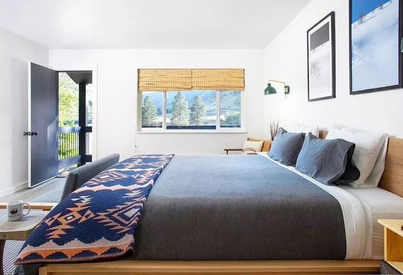 ユースホステル Steelhead Lodge