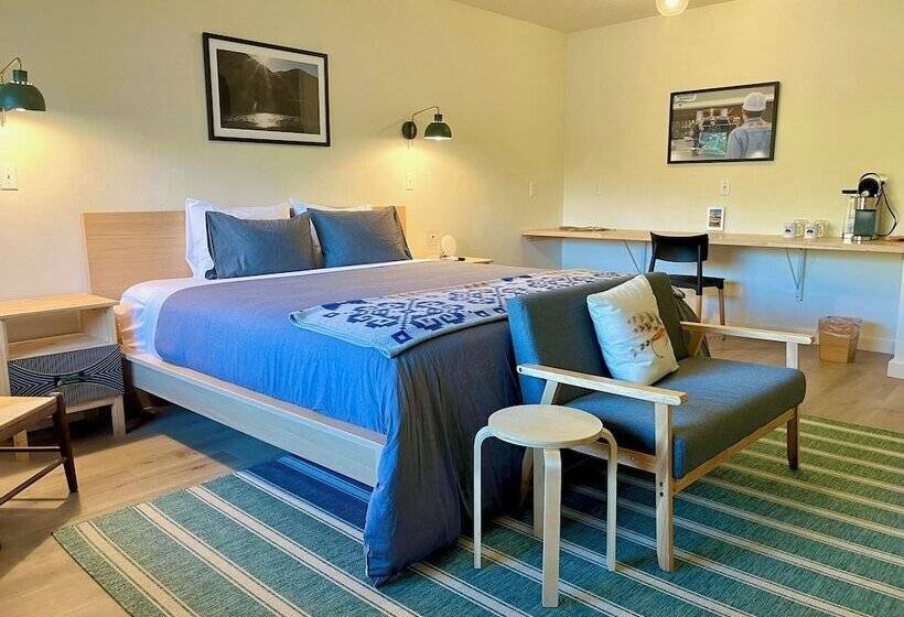 ユースホステル Steelhead Lodge