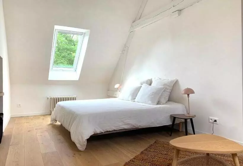 Aamiaismajoitus (B&B) La Maison Vivante, Chambres D Hotes Au Coeur Du Perche