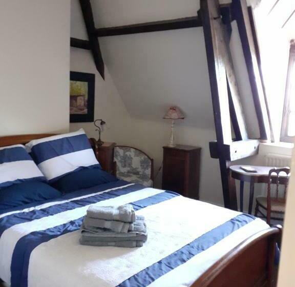 Bed and Breakfast Maison Croix Du Sud. Chambre Fruits De La Passion