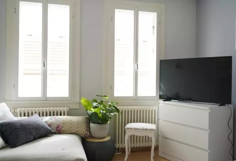 Aamiaismajoitus (B&B) Quartier Goldener Löwe