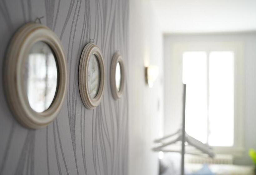 مبيت وإفطار Quartier Goldener Löwe