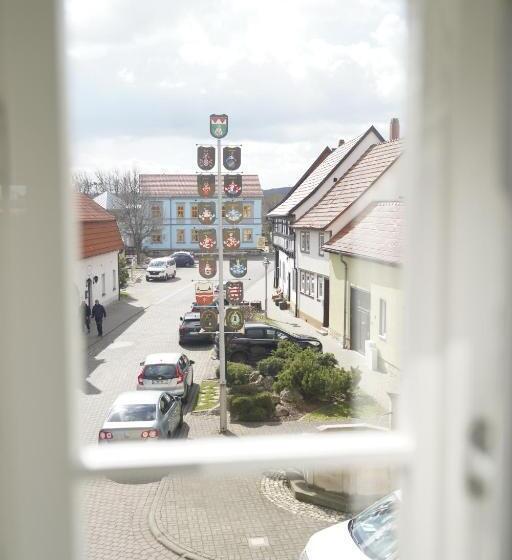 مبيت وإفطار Quartier Goldener Löwe