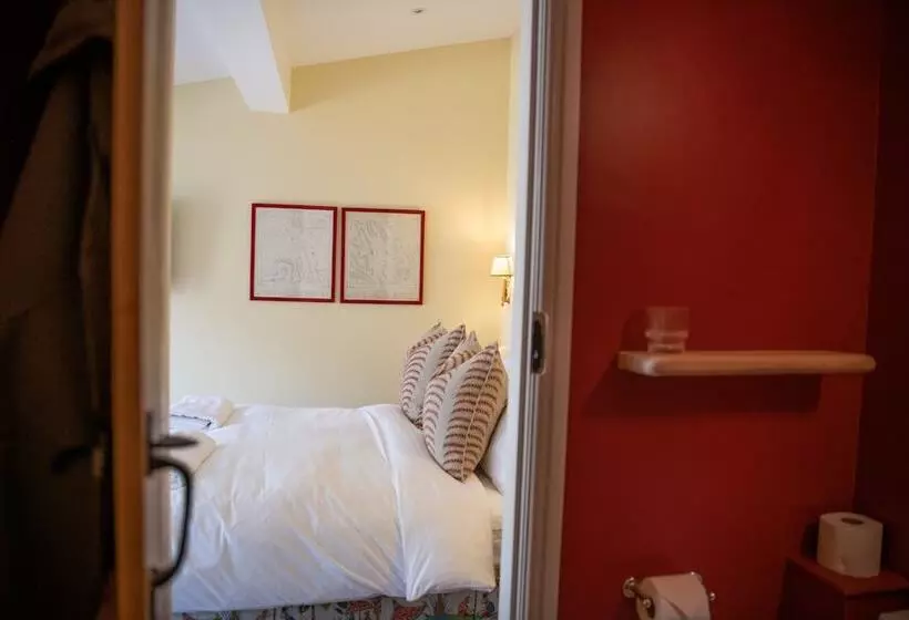 ベッドアンドブレックファースト The Cotley Inn