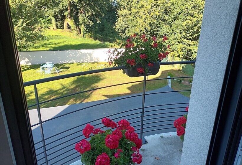 ベッドアンドブレックファースト Villa Le Nid Breton