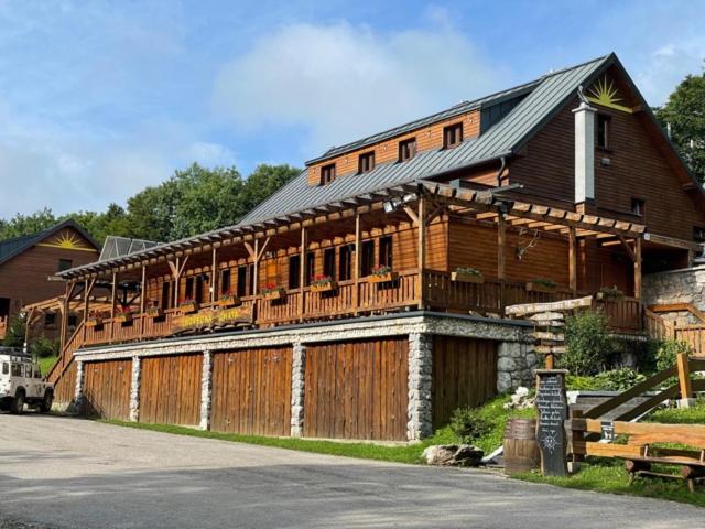 Hotel Inovecká Chata