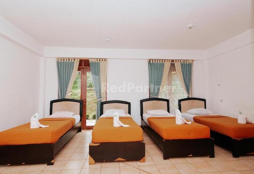 فندق Villa Green Valley Puncak Redpartner