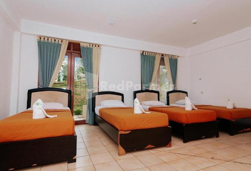 فندق Villa Green Valley Puncak Redpartner