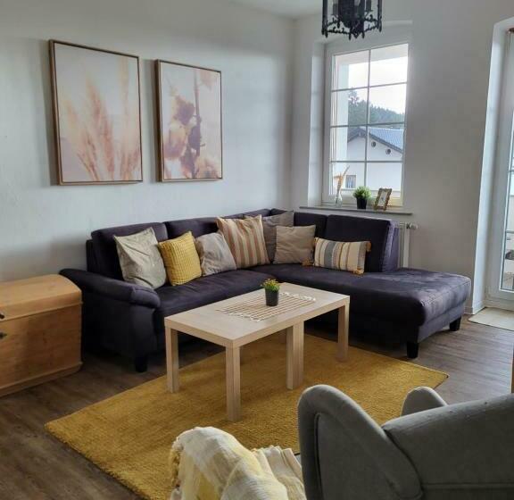 פנסיון Tks Home