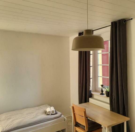 פנסיון Tks Home