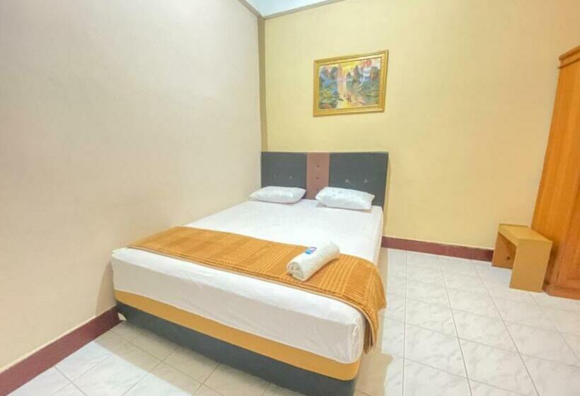 Transisco Hotel Sorowako Mitra Reddoorz