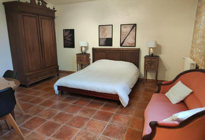 ベッドアンドブレックファースト Chambre D Hôte La Source Domaine De Fonpeyroune