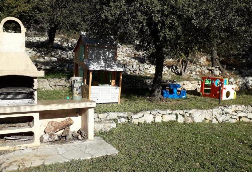 ベッドアンドブレックファースト Etoilevacances Chambres D Hotes Campagne En Lavande