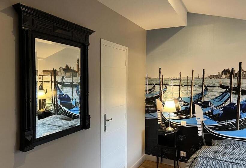 مبيت وإفطار L Escale Au Port Miniature De Saint Savinien