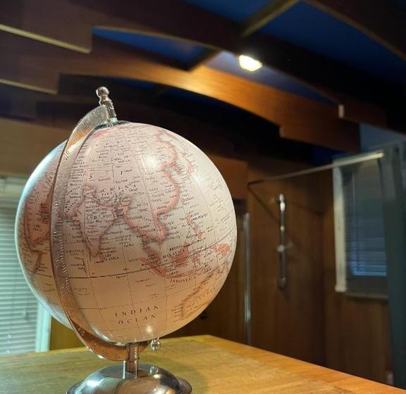 مبيت وإفطار L Escale Au Port Miniature De Saint Savinien