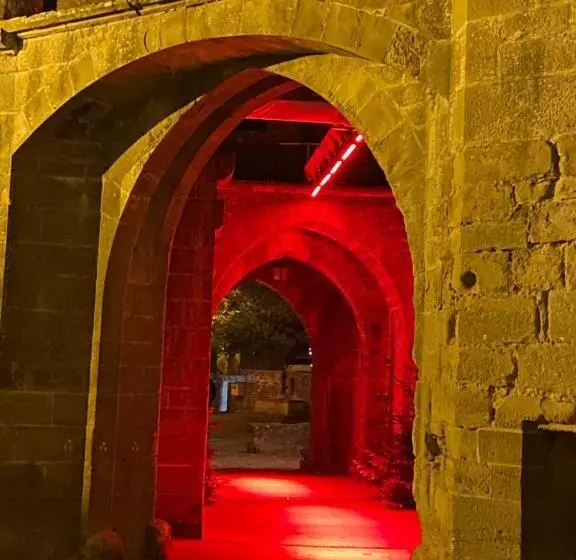 Aamiaismajoitus (B&B) La Rosela De La Cité