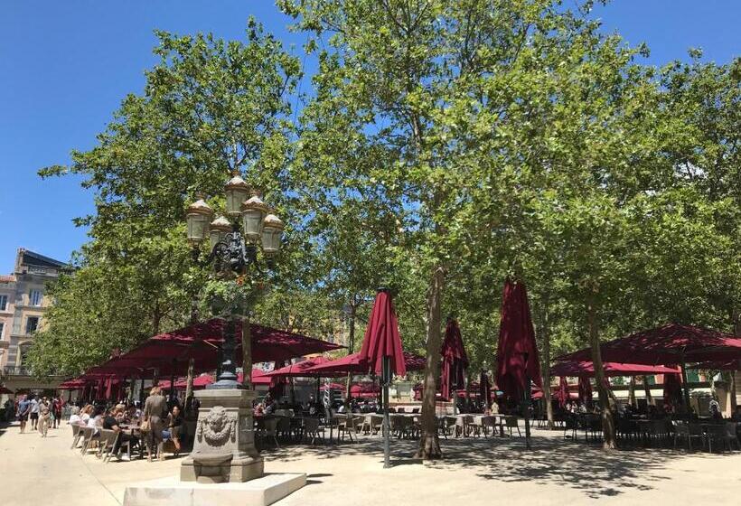 مبيت وإفطار La Rosela De La Cité