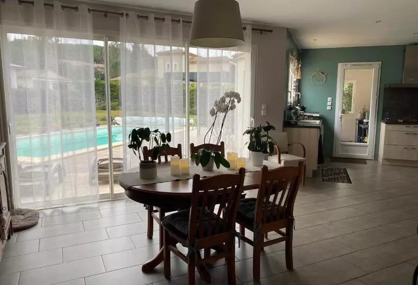 Aamiaismajoitus (B&B) La Rosela De La Cité