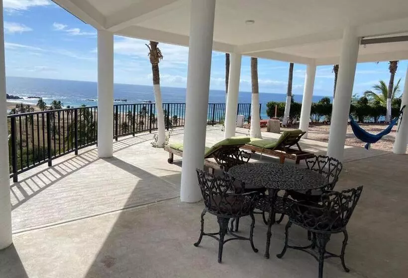 Aamiaismajoitus (B&B) Villa Siempre Domingo