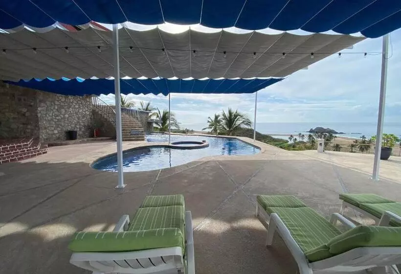 Aamiaismajoitus (B&B) Villa Siempre Domingo