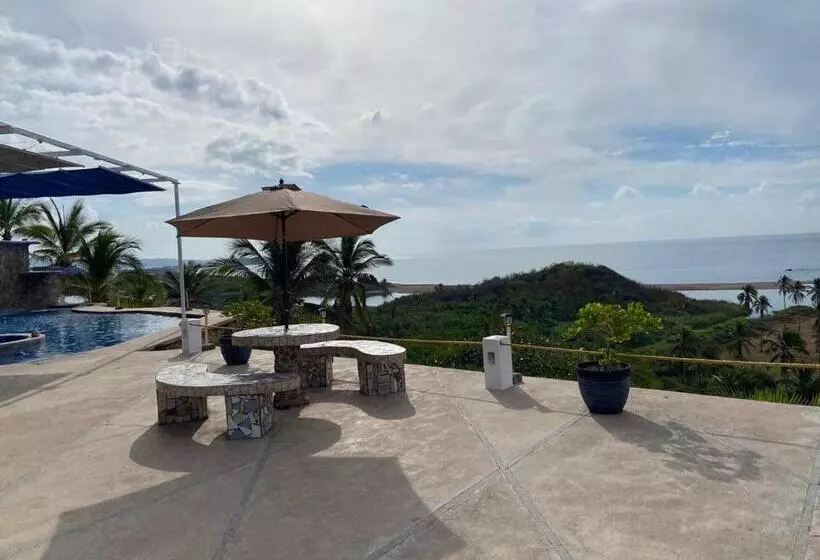 Aamiaismajoitus (B&B) Villa Siempre Domingo