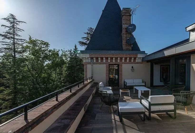 ホテル Château De Fiac   Luxurious Hôtel & Spa