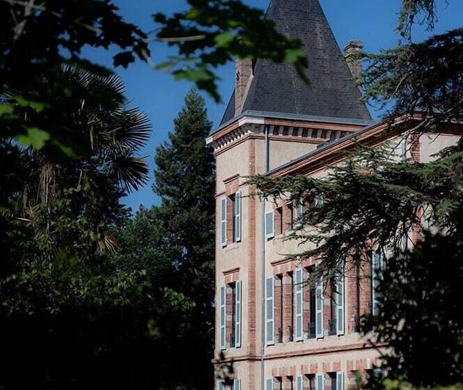 ホテル Château De Fiac   Luxurious Hôtel & Spa