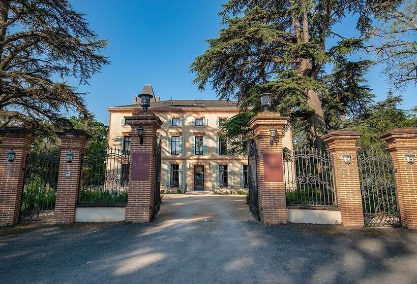 ホテル Château De Fiac   Luxurious Hôtel & Spa