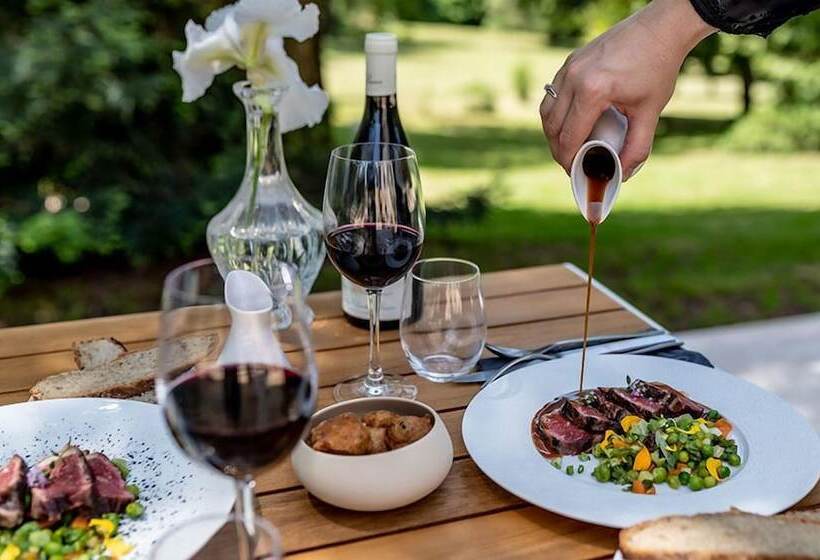 ホテル Château De Fiac   Luxurious Hôtel & Spa