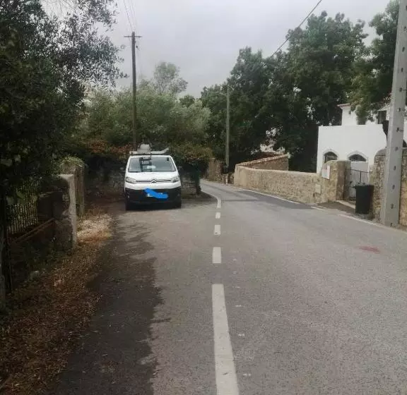 Majatalo Adega Residências Artísticas   Perto De Lisboa