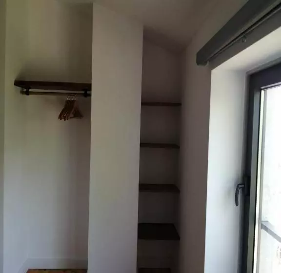 Majatalo Adega Residências Artísticas   Perto De Lisboa