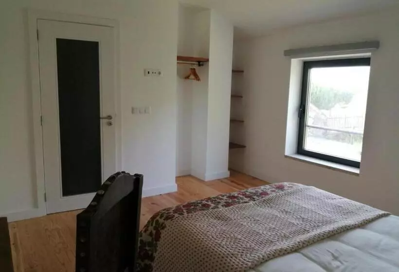 Majatalo Adega Residências Artísticas   Perto De Lisboa