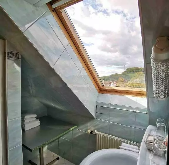 Majatalo Landrasthaus Maria Bild