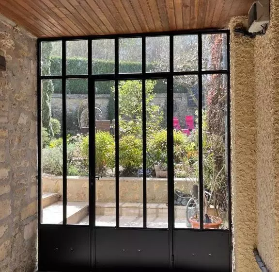 Majatalo Le Mas De Retheuil