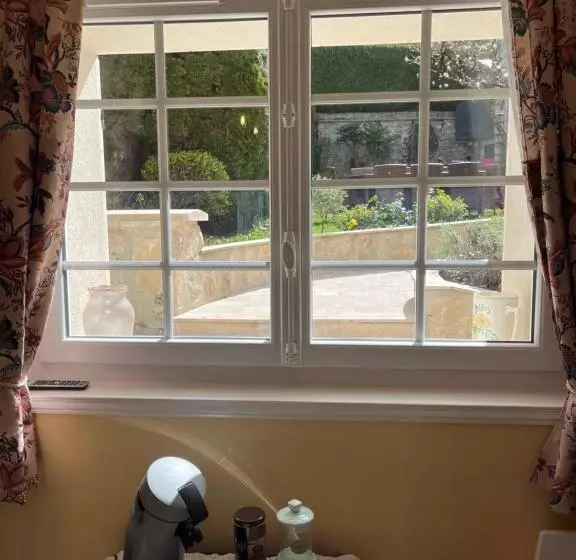 Majatalo Le Mas De Retheuil