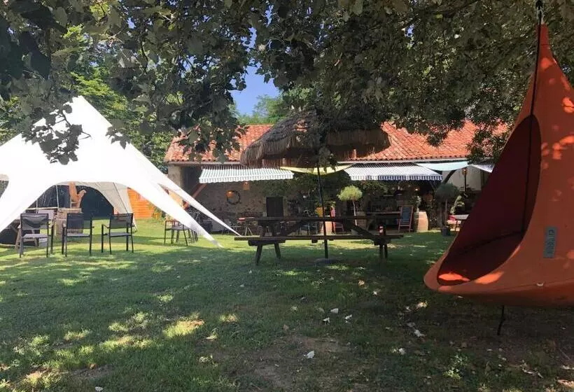 Lomakeskus Les Robinsonades