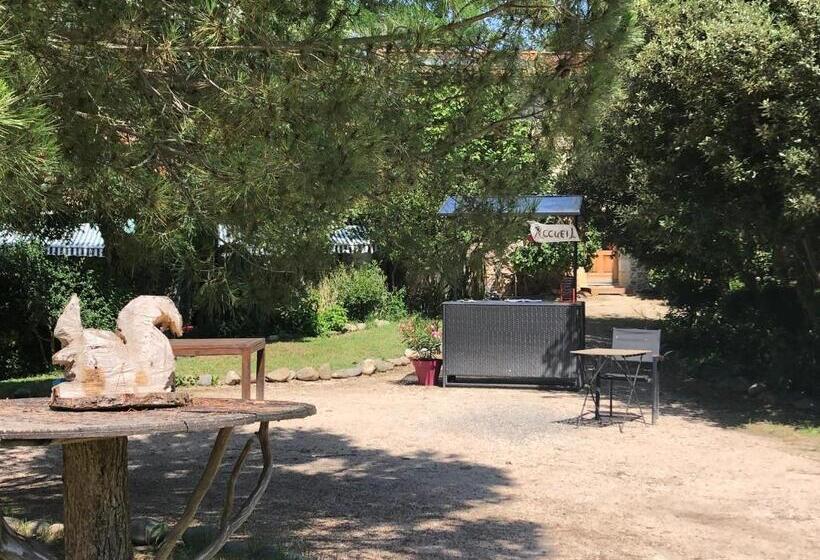 渡假胜地  Les Robinsonades