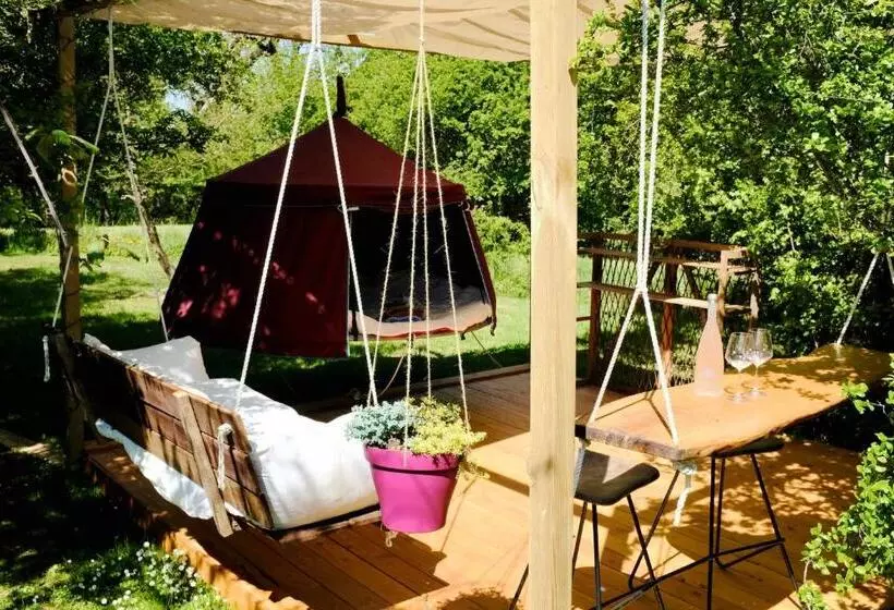 Lomakeskus Les Robinsonades