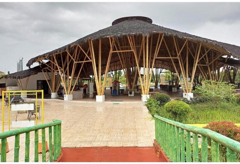 Urbanview Hotel Belitung Lodge Resto & Club House By Reddoorz