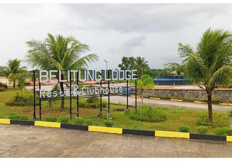 Urbanview Hotel Belitung Lodge Resto & Club House By Reddoorz