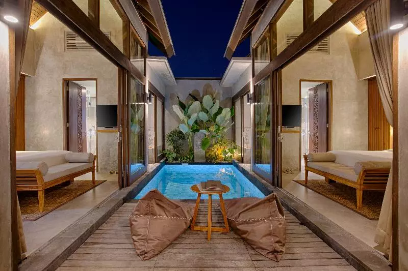 ホテル Taman Dharmawangsa Suites